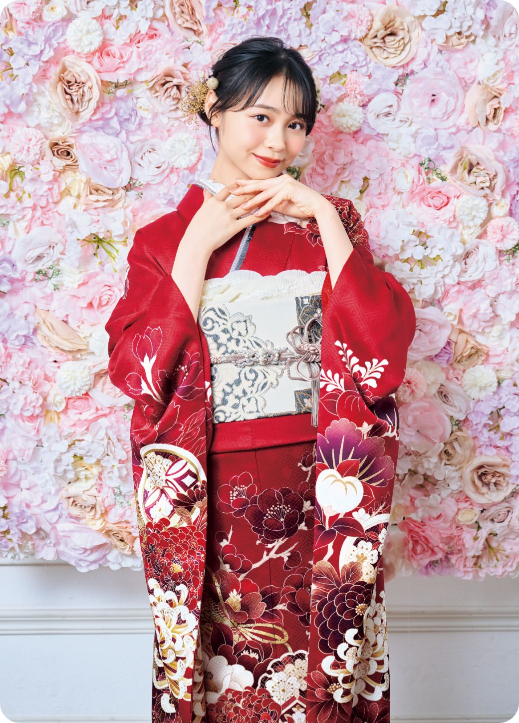 林芽亜里 赤色の振袖