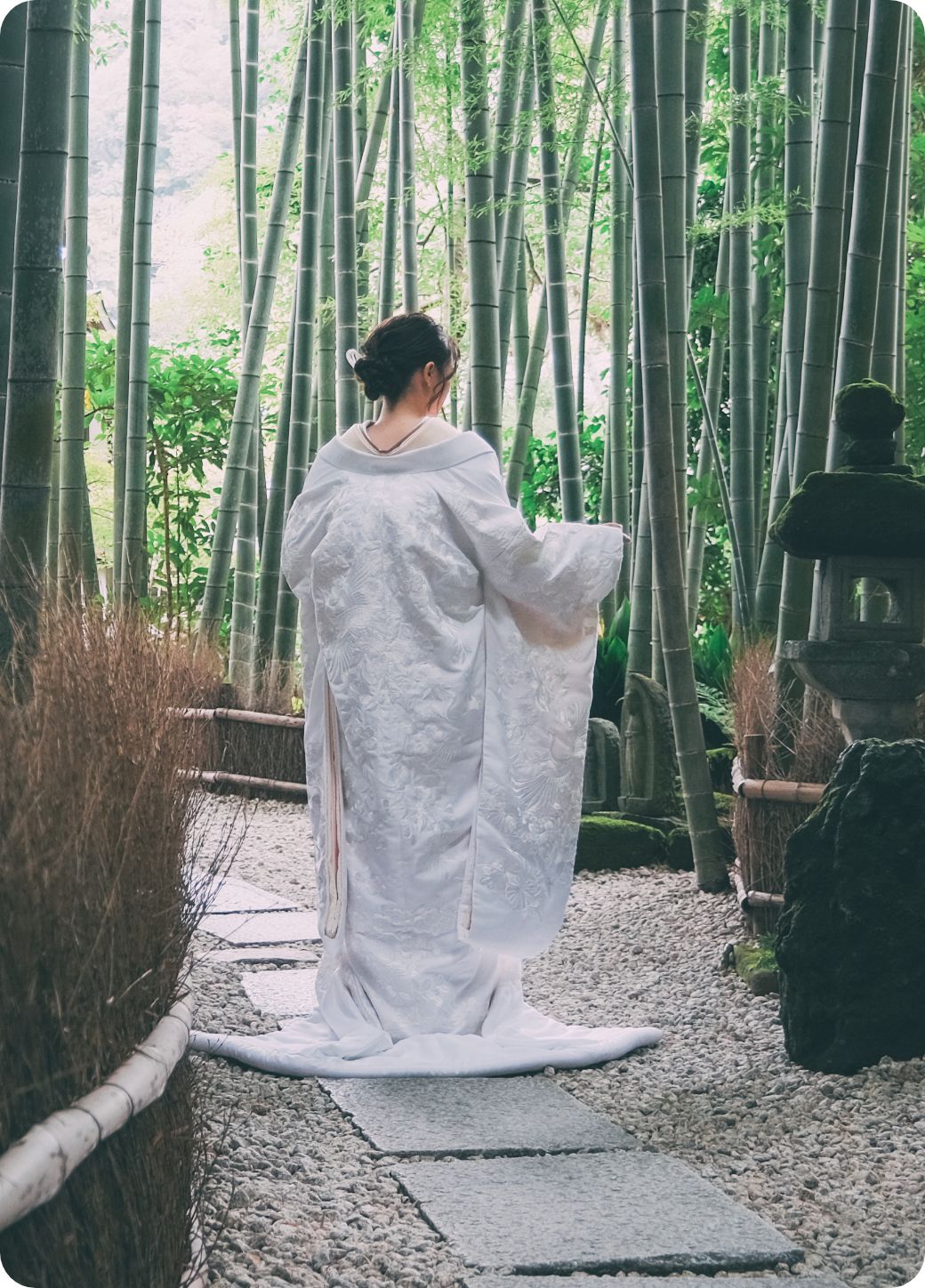 Jheart 後ろ姿の袴の女性